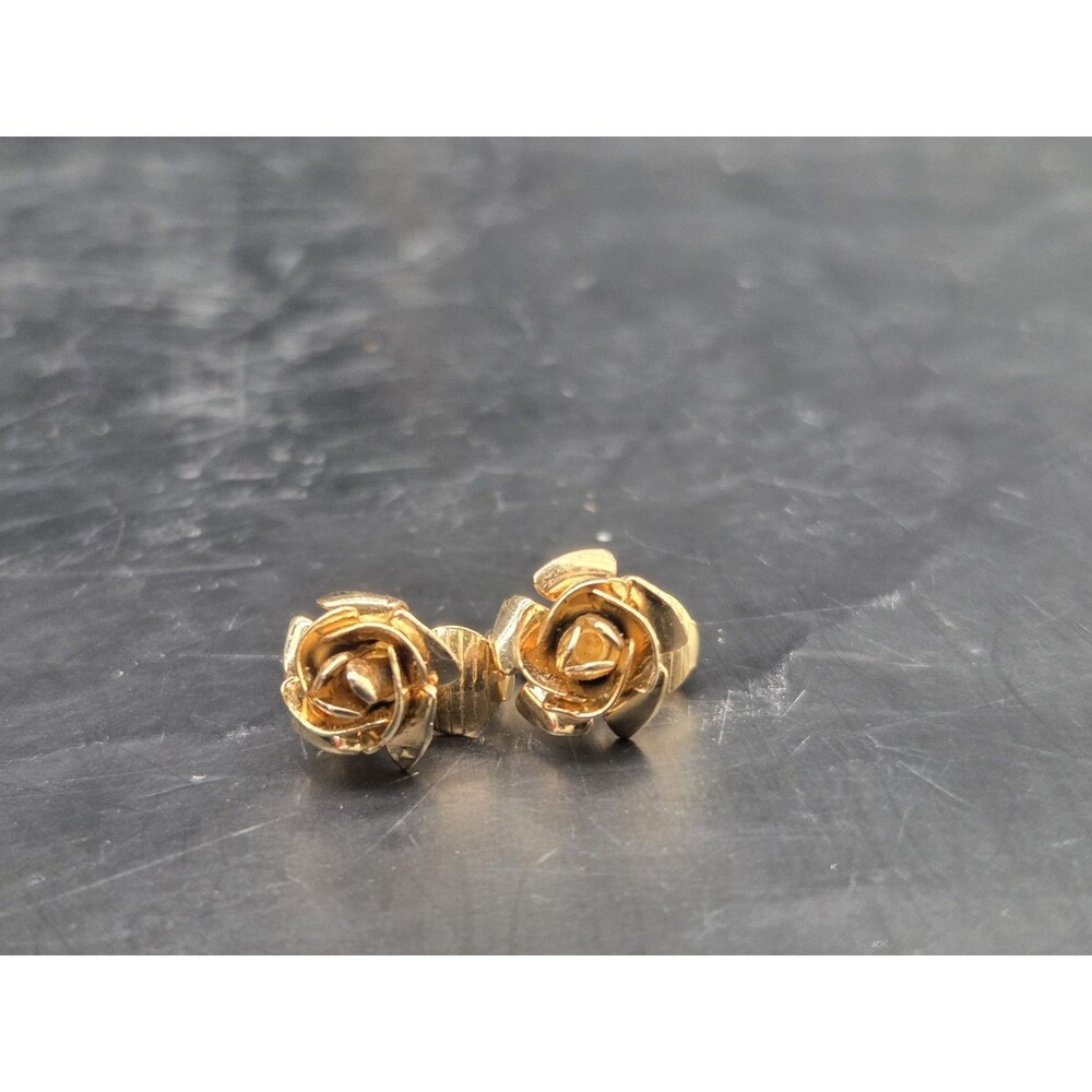 Vintage Gold Tone Rose Flower Design Clip On Earrings